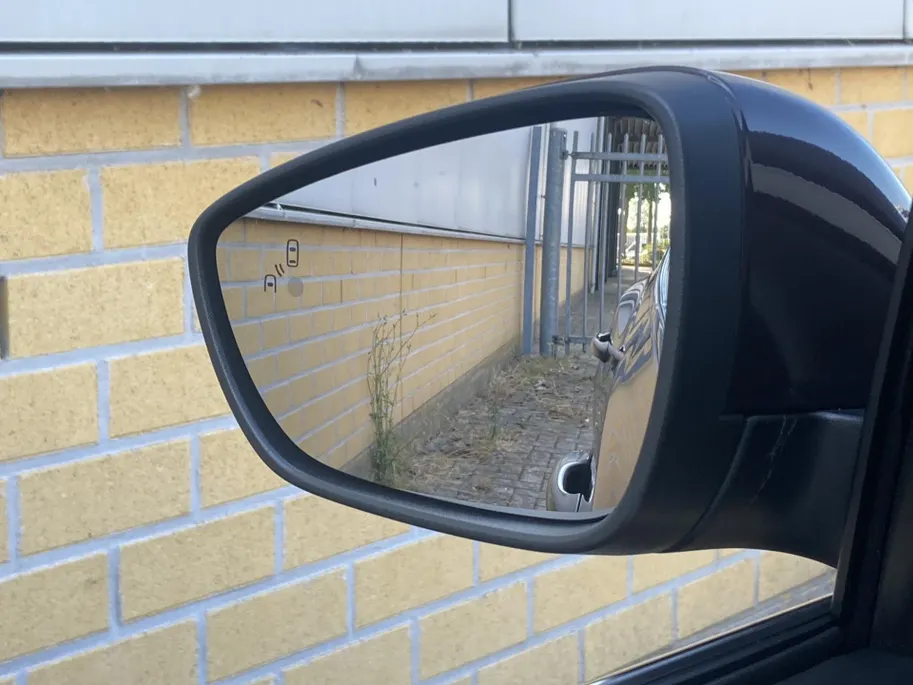 Ford Focus 1.0 EcoBoost 125 pk Vignale Wagon Panoramadak - Design Pack - Winter Pack - Lederen bekleding