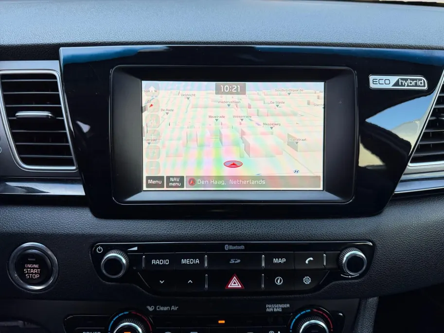 Kia Niro 1.6 GDi Hybrid BusinessLine | Zeer compleet | Stoel & stuurverwarming | Navigatie | Achteruitrijcamera | All-season banden |