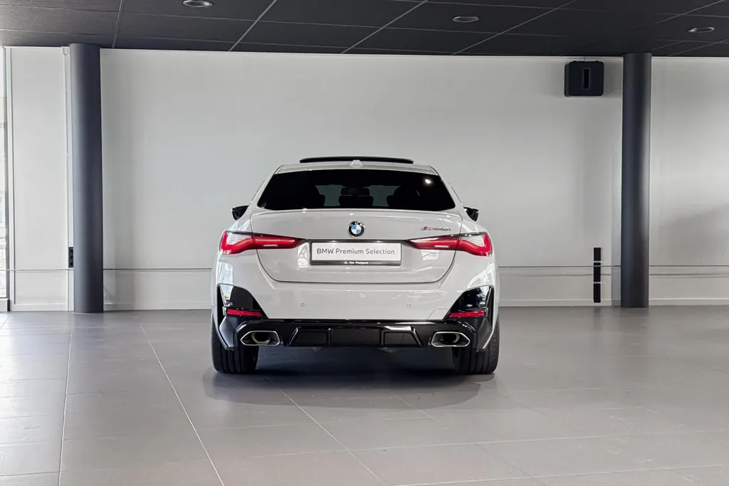 BMW 4 Serie Gran Coupé M440i xDrive High Executive