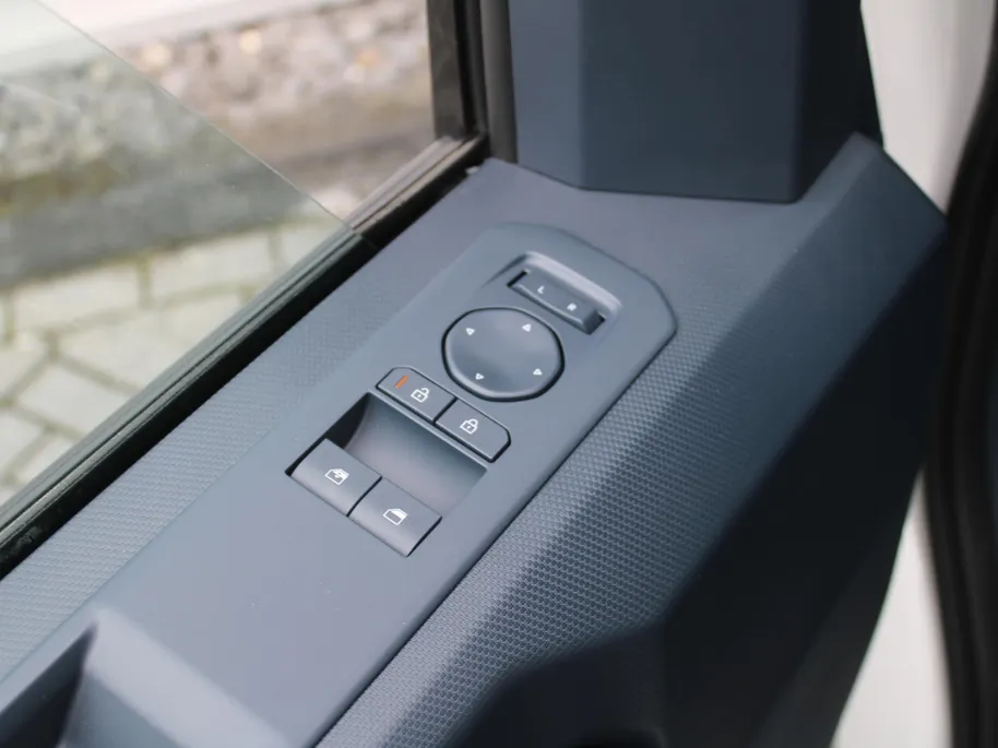 Kia PV5 L2H1 Plus 71.2 kWh | Dubbele Cabine | Nu in de showroom! |