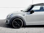 MINI Cooper 3-deurs Cooper 60 Years Edition