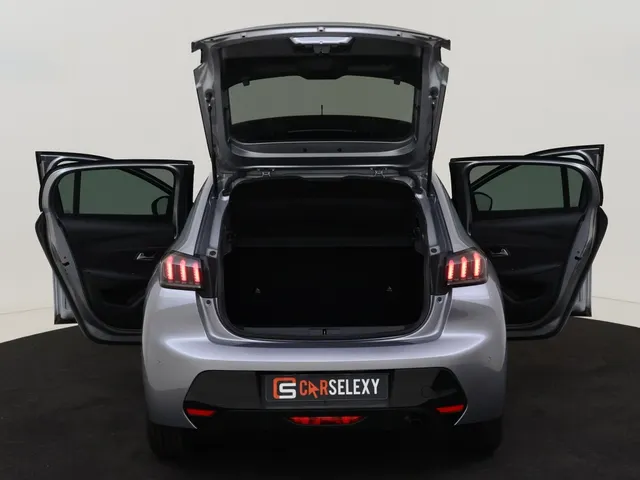 Peugeot 208 1.2 PureTech Allure Navi via Carplay | Cruise Control