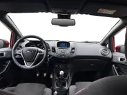 Ford Fiesta 1.0 EcoBoost ST Line | 1ste Eigenaar Volledig Dealeronderhouden | Parkeersensoren achter | Cruise Control | Navigatiesysteem |