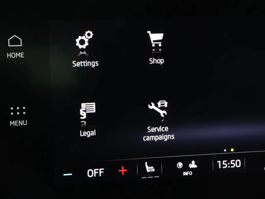 Škoda Octavia Combi 1.4 TSI iV PHEV 204pk DSG Business Edition · Stuur- & Stoelverwarming · Apple/Android Car Play · Cruise Control · Elek. Achterklep · Draadloze Telefoonlader ·