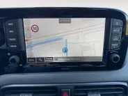 Hyundai i10 1.0 Comfort Smart | Achteruitrijcamera | Parkeersensoren achter | Navigatie | Airco | Apple Carplay/ Android auto |