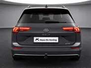 Volkswagen Golf Variant 1.5eTSI/150PK DSG Life Edition · Trekhaak · Camera · Navigatie · Apple/Android Car Play · Stoelverwarming · Garantie t/m 09-09-2027