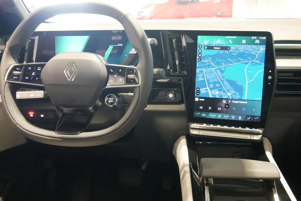 Renault Espace E-Tech full hybrid 200 iconic 5p. | Profiteer nu van €4.000,- Zeeuw & Zeeuw voorraadkorting | Harman Kardon | SolarBay panoramadak | Uit voorraad leverbaar op = op |