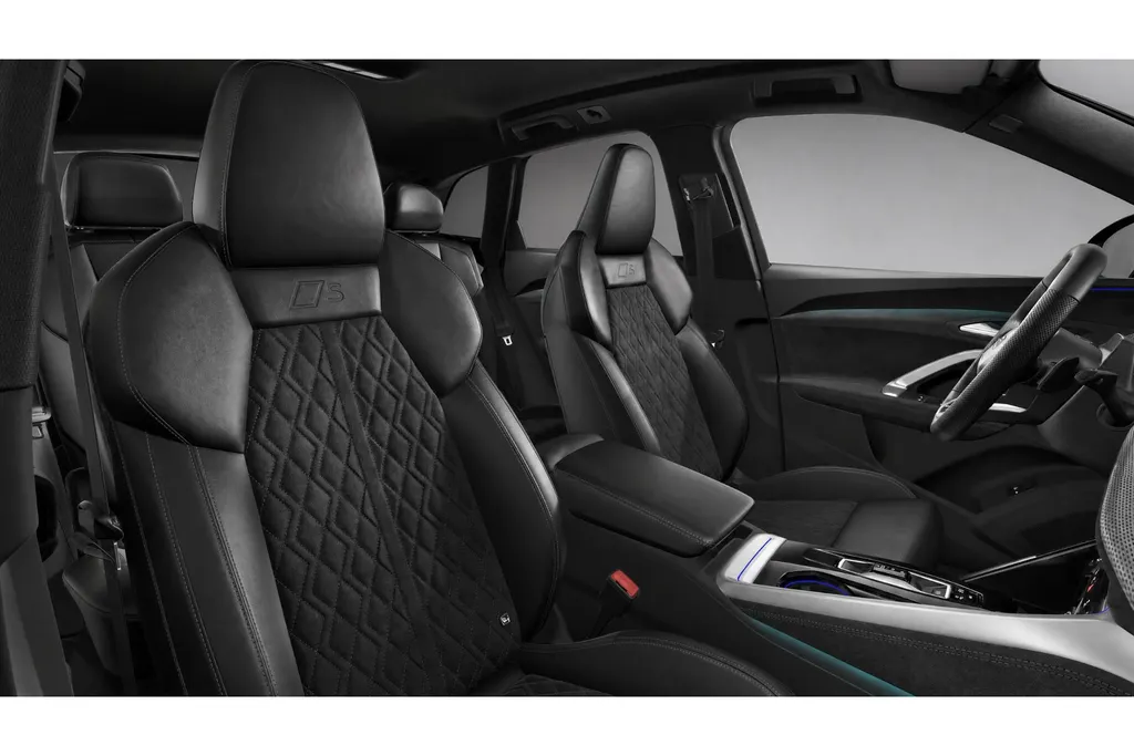 Audi Q5 e-hybrid quattro S edition 299 PK · Tech plus · MMI bijrijdersdisplay · Trekhaak elek. wegklapbaar