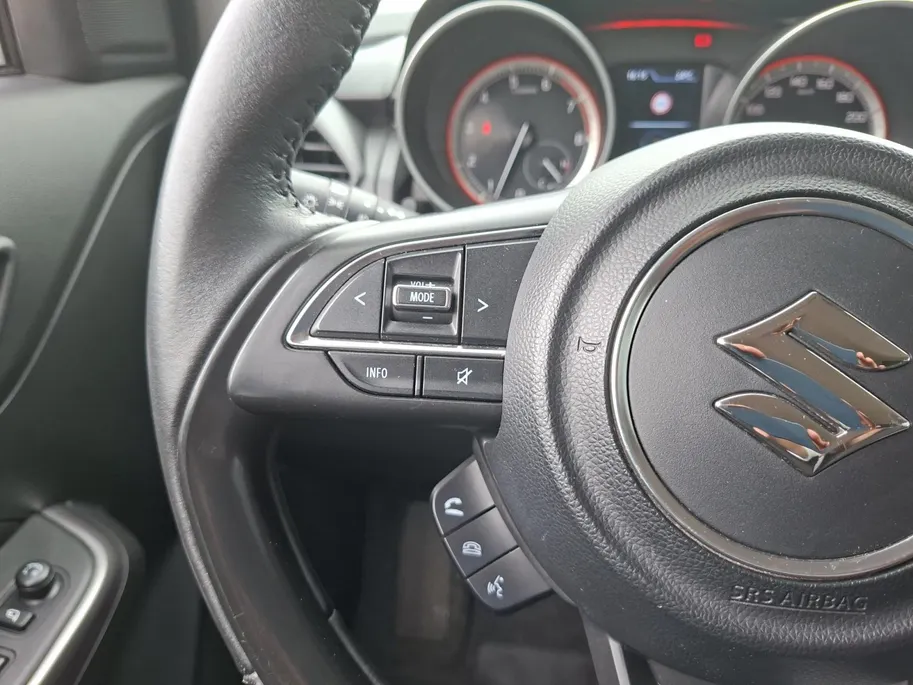 Suzuki Swift 1.2 Style Smart Hybrid | Navigatie | Hoge instap | Adaptieve cruise control | Blind spot