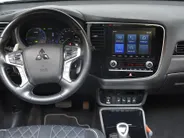 Mitsubishi Outlander 2.4 DOHC MIVEC PHEV 240pk 4WD Aut Intense Trekhaak