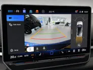 Volkswagen T-Roc 1.5 eTsi R-Line First Edition 150 pk 7 versn. DSG · Achteruitrijcamera · Electrische achterklep · Trekhaak
