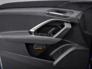 Audi Q5 e-hybrid quattro S edition Competition 367 PK · Panorama dak · Trekhaak elek. wegklapbaar · bijrijdersdisplay · 21' LM Velgen