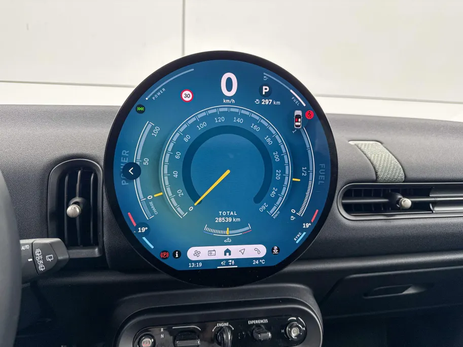 MINI Cooper 5-deurs Cooper C Essential