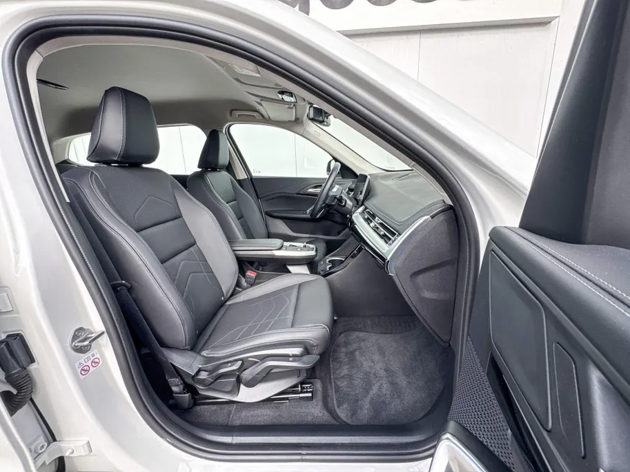 BMW iX1 xDrive30