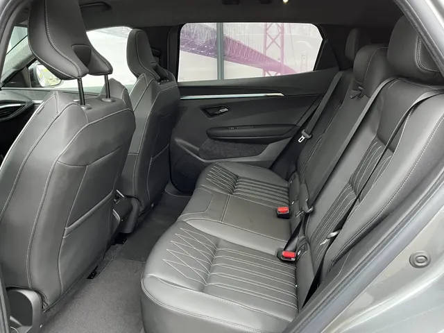 Mitsubishi Eclipse Cross Instyle 87 kWh | Panoramadak | Harman Kardon audio