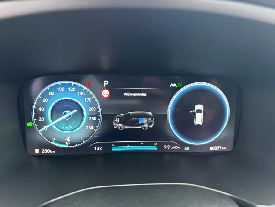 Hyundai Santa Fe 1.6 T-GDI PHEV Premium Sky 7-persoons | Zeer compleet | Zeer nette auto | Open dak | 360 graden camera | Stoelverwarming & koeling |