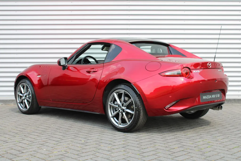 Mazda MX-5 2.0 SkyActiv-G 6AT 184PK Kizuna | Automaat | Leder | CAmera | Bose Audio | Nu met extreem hoge korting! |