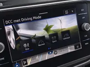 Volkswagen Tiguan 1.4TSIeHybrid 180kW/245PK R-Line Business+ · Navigatie · Apple/Android Car Play · Camera + Parkeersensoren