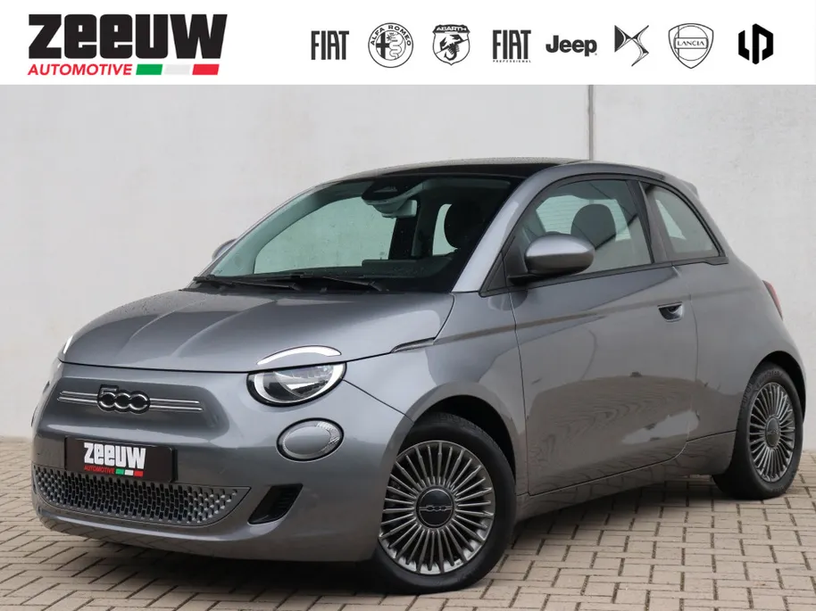Fiat 500e Icon 42KWH | Navi | Carplay | Comfort | Pano | 16'