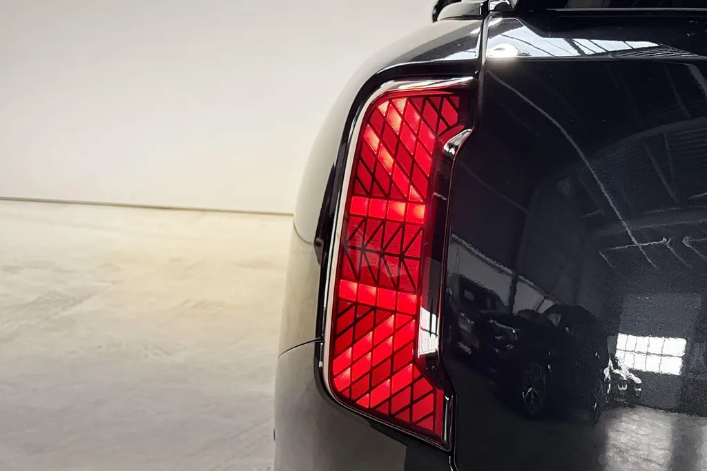 MINI Countryman Electric E John Cooper Works XL 66.5 kWh