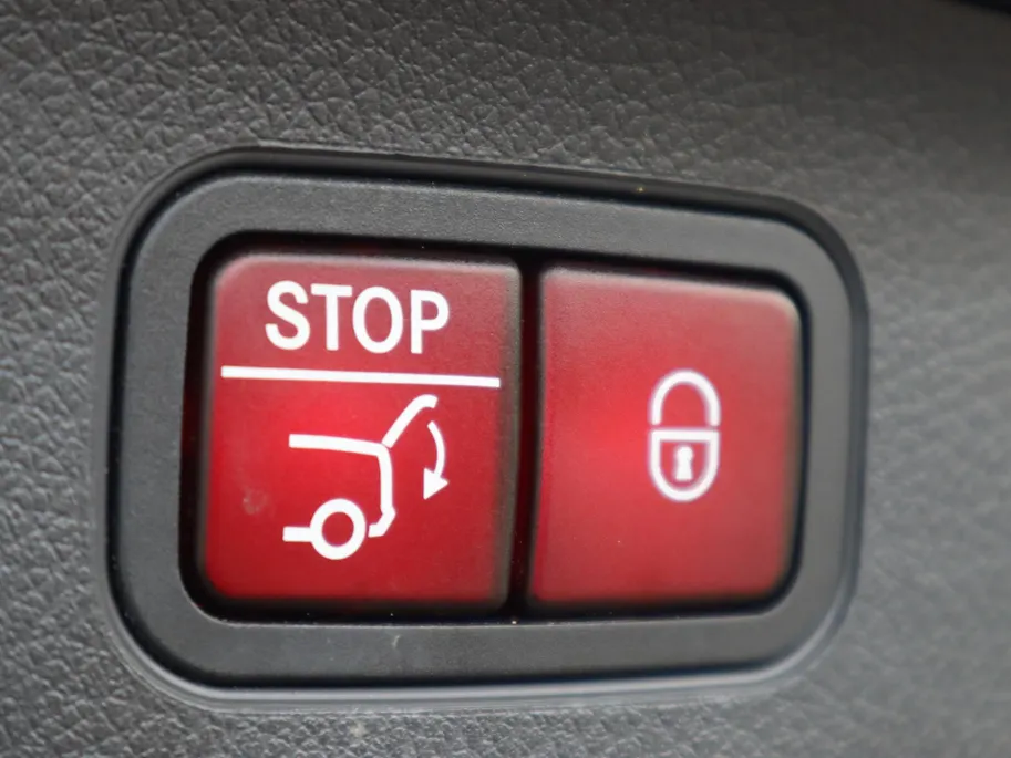 Mercedes-Benz EQA 250 Business Solution Luxury 67 kWh l Keyless l Achteruitrijcamera l Stoelverwarming l Ambiente lichtpakket