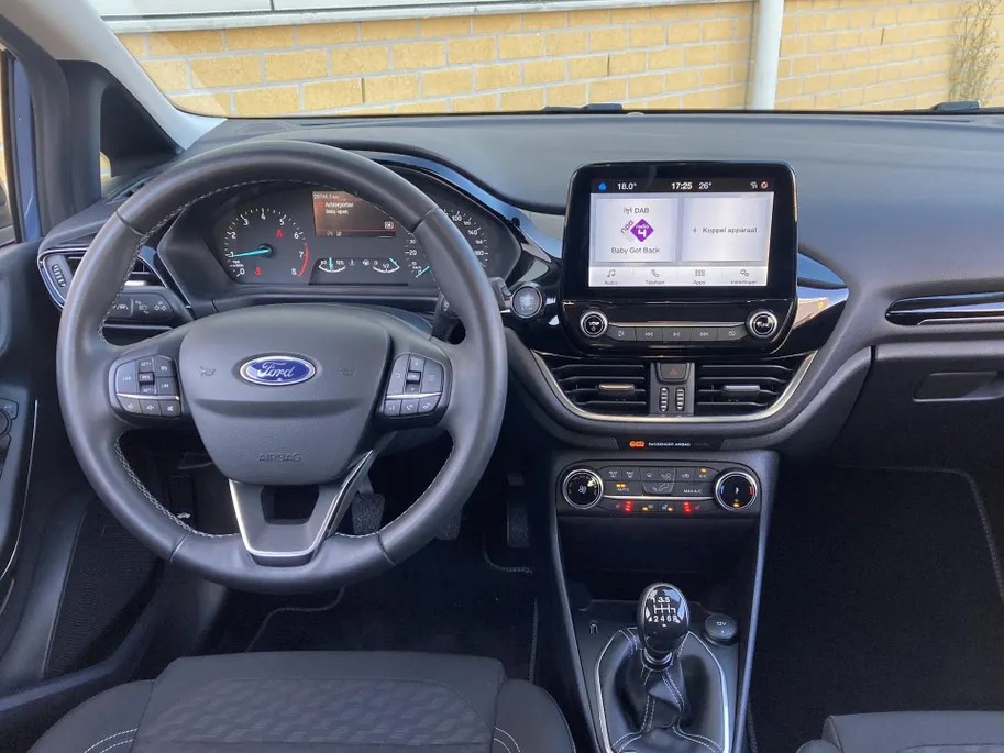 Ford Fiesta 1.0 EcoBoost Hybrid 125 pk Titanium Apple Carplay/ Android Auto - Winter Pack