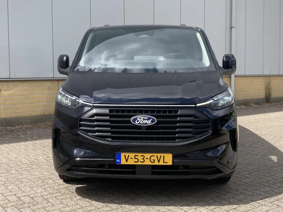 Ford Transit Custom 300 2.0 TDCI 136 pk L1H1 Limited Navigatie- Apple Carplay/Android Auto - Driver Assistance Pack - Laadruimtebescherming