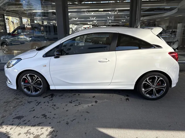 Opel Corsa 1.4 GSi 150 PK