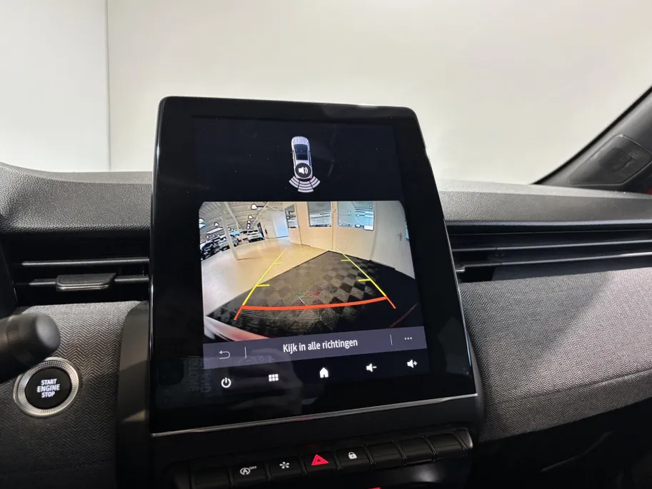 Renault Clio 90PK TCe GPF Techno | 9,3' Navi | Climate Control | Digital Cockpit | Camera | Parkeersensoren | Apple CarPlay/Android Auto | Full LED | Lichtemetalen Velgen | Licht & Regen Sensor |