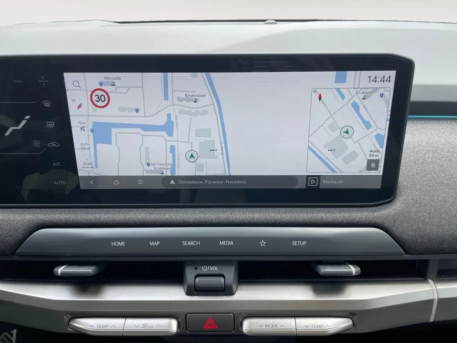 Kia EV3 GT-PlusLine 81.4 kWh | Head up display | Elektrische achterklep | Harman Kardon | Stoelventilatie | Navigatie | Climate control