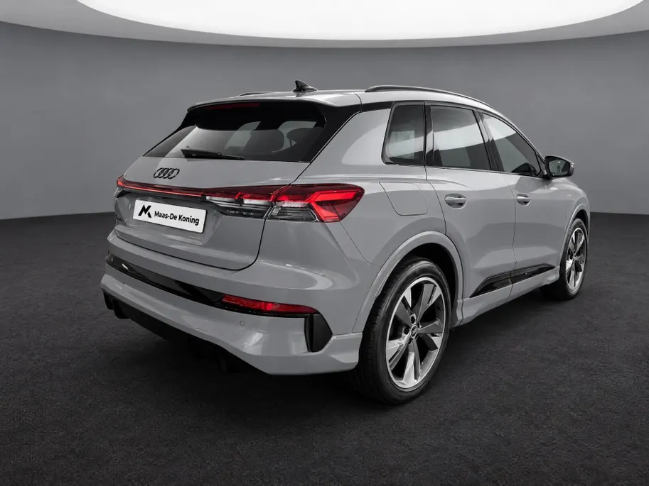 Audi Q4 Q4 S edition 204 PK · Trekhaak elek. wegklapbaar ·  Lendensteunen · Opberg- en bagageruimtepakket