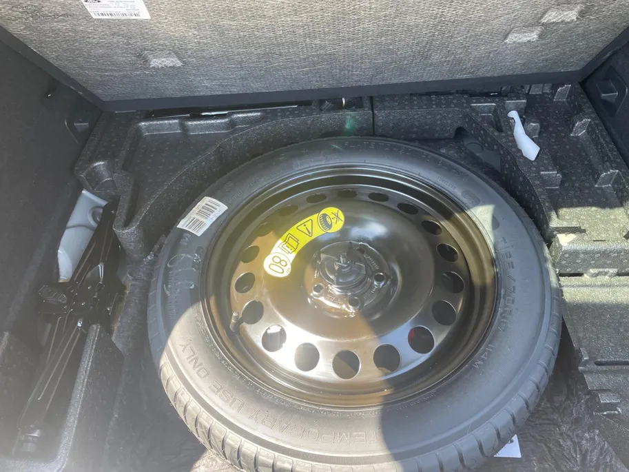 Ford Kuga 2.5 PHEV Vignale | TREKHAAK! | Blind Spot Warning | Camera voor en achter | Trekhaak (wegklapbaar)| winterpack | 12 maanden Bovag garantie|