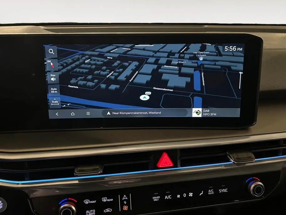 Kia Sorento 1.6 T-GDi Plug-in Hybrid 4WD DynamicPlusLine 7p | Glazen schuif-/kanteldak | BOSE premium geluidsinstallatie | Stoel- en stuurverwarming | NU €3000 inruilpremie!