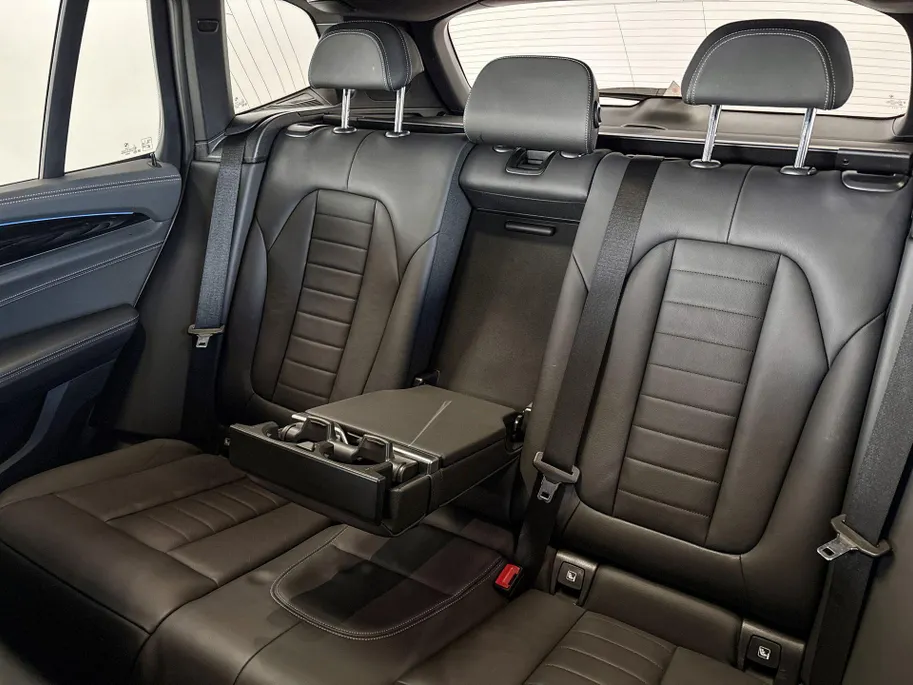 BMW iX3 High Executive 80 kWh