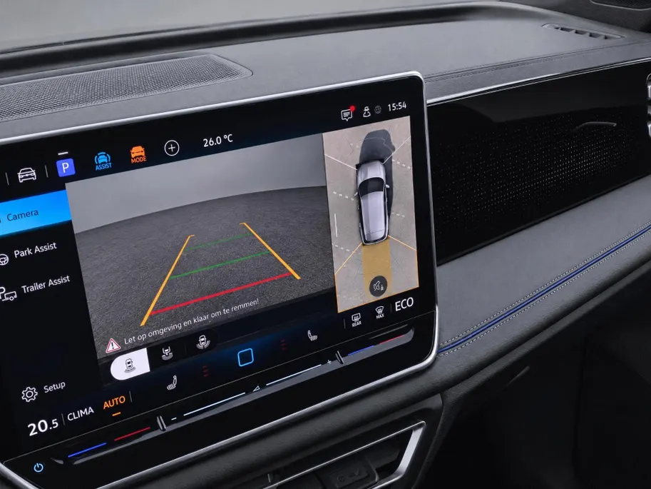 Volkswagen Tiguan 1.5eHybrid 200kW/272PK R-Line · Panoramadak · Trekhaak · 360°Camera + Parkeersensoren · Garantie t/m 20-07-2030 of 100000km.