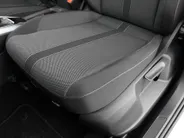 Volkswagen T-Roc 1.0 TSI 110pk Life · Camera · Apple/Android Car Play · Parkeer assistent · ACC · Clima · Draadloze Telefoonlader · Elek. Inklapbare Spiegels · Garantie t/m 28-03-2028 of 100.000km