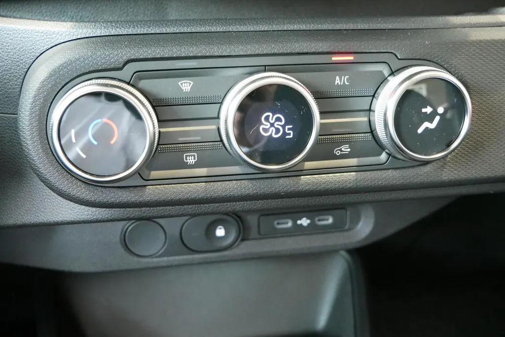 Renault Twingo urban range evolution 27.5 kWh Uit voorraad leverbaar op = op