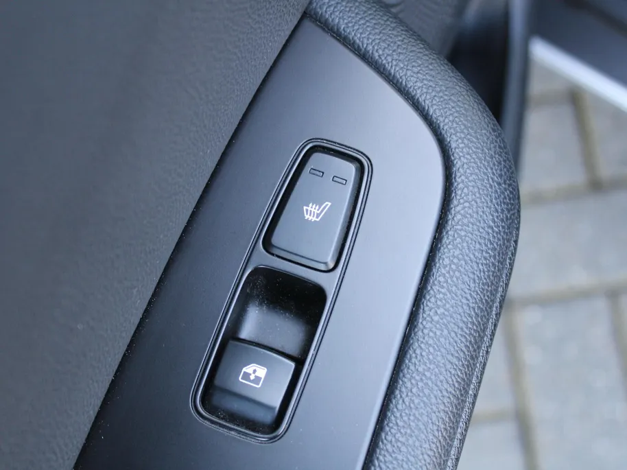 Kia XCeed 1.4 T-GDi ExecutiveLine | Trekhaak | Schuif-/kanteldak | Stuur-/stoelverwarming + ventilatie | 18' LM |