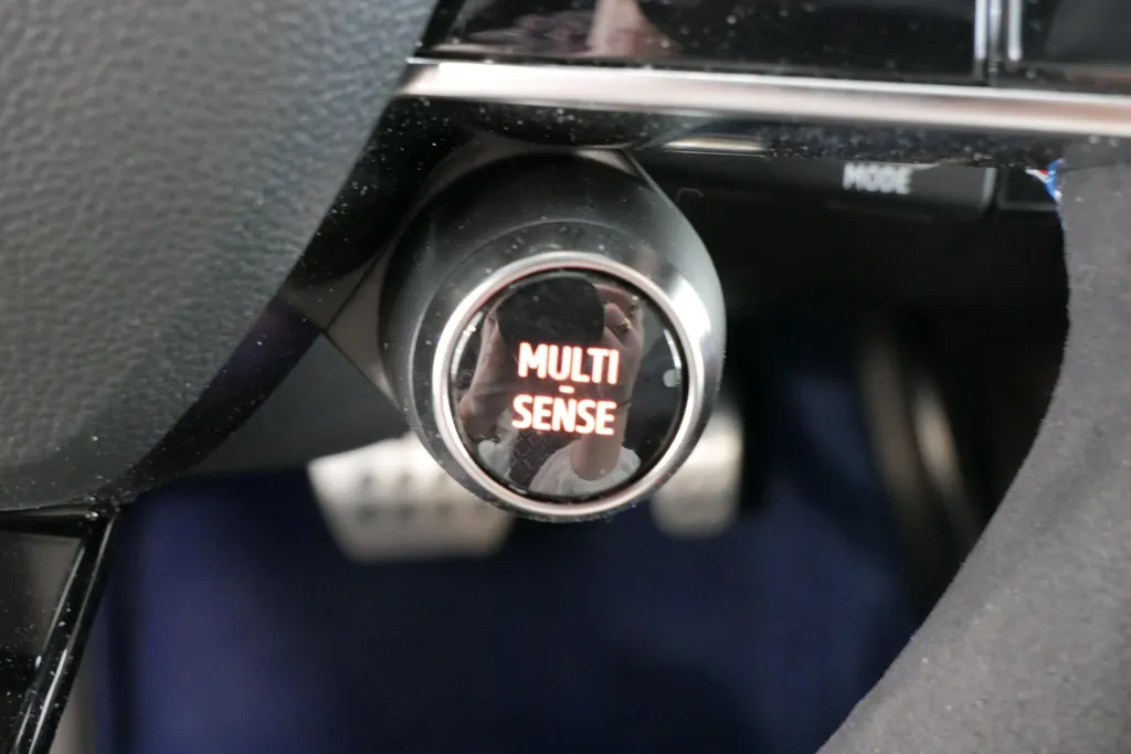 Renault Scénic E-Tech EV87 long range esprit Alpine Uit voorraad leverbaar op=op | 3000 KORTING | 5 jaar garantie | Pack Vision | Private lease vanaf €713 o.b.v. 72 maanden 5.000km p/j