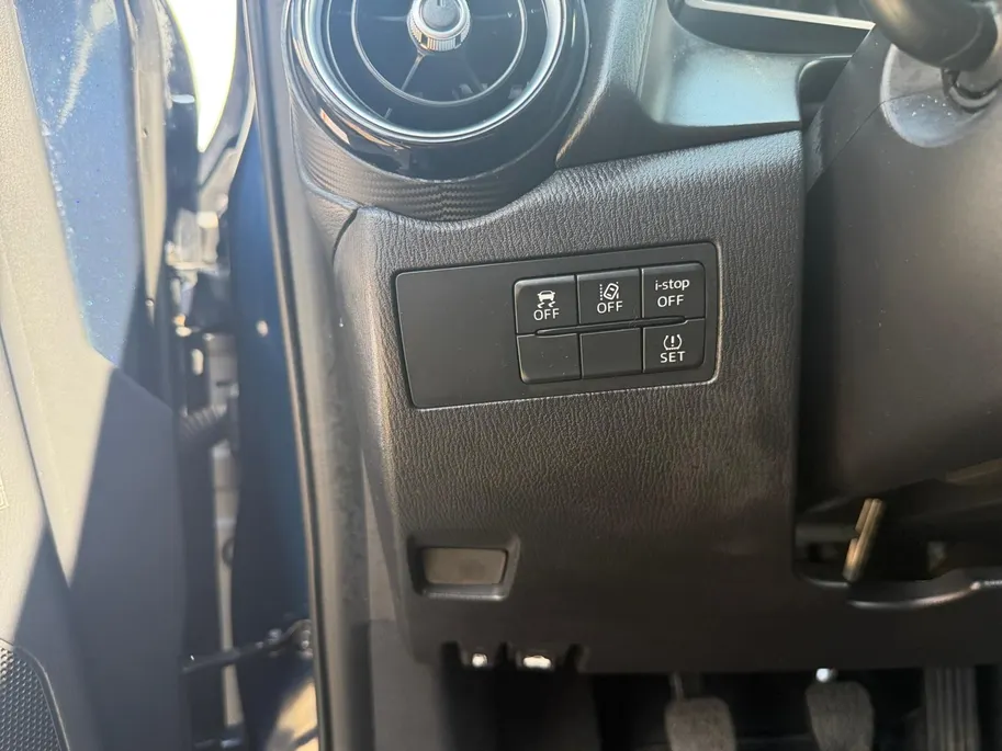 Mazda 2 1.5 Skyactiv-G GT-M | Cruise & Climate Control | All Season Banden | Bluetooth | Navigatie | Stoelverwarming | Parkeersensoren | LMV | 12 Maanden BOVAG Garantie