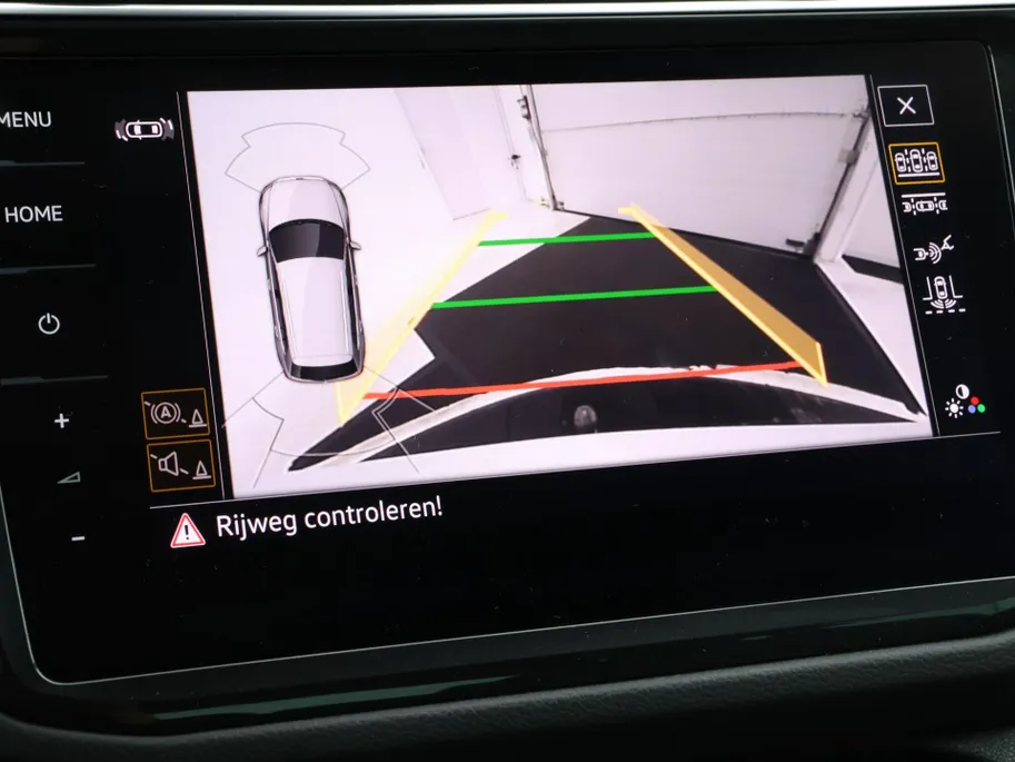 Volkswagen Tiguan 1.4 TSI eHybrid 245pk DSG R-Line Business · Camera · Inklap. Trekhaak · Dodehoeksensor · Parkeer Assistent · Stuur- & Stoelverwarming · 19'Velgen ·