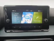 SEAT Arona Xperience | Climate control | Adaptieve cruise control | Camera | Apple CarPlay / Android  | Parkeersensoren voor en achter |