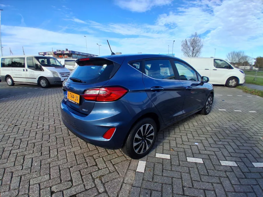 Ford Fiesta 1.0 EcoBoost Hybrid Titanium WINTERPAKKET.
