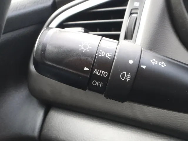 Suzuki S-Cross 1.4 BoosterJet Select Hybrid Carplay | All Seasons | Adaptive Cruise