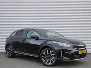 Kia XCeed 1.0 T-GDi DynamicPlusLine | Stuur-/stoelverwarming | Camera | Dodehoek detectie | Elektr. achterklep | 18' LM | Clima | Navi |