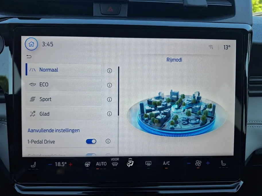 Ford Puma Gen-E 46,8 kWh | Winterpack | Comfortpack | El. achterklep | Camera | Apple Carplay&Android Auto |  Climate control |