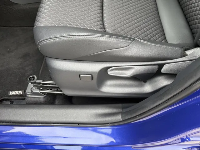 Toyota Yaris 1.5 Hyb. 130 Executive | Panoramadak | JBL | Blindspot