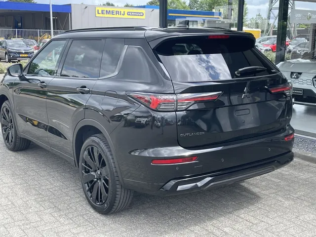 Mitsubishi Outlander 2.4 PHEV Black Edition