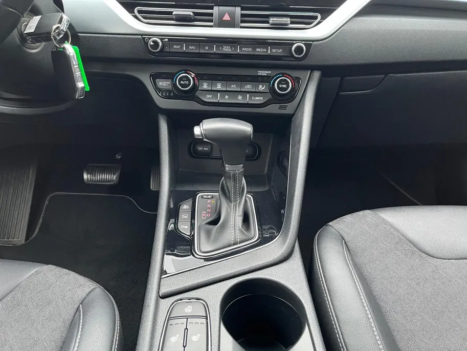 Kia Niro 1.6 GDi PHEV DynamicLine | Climate Control | Cruise Control | Apple Carplay en Android Auto