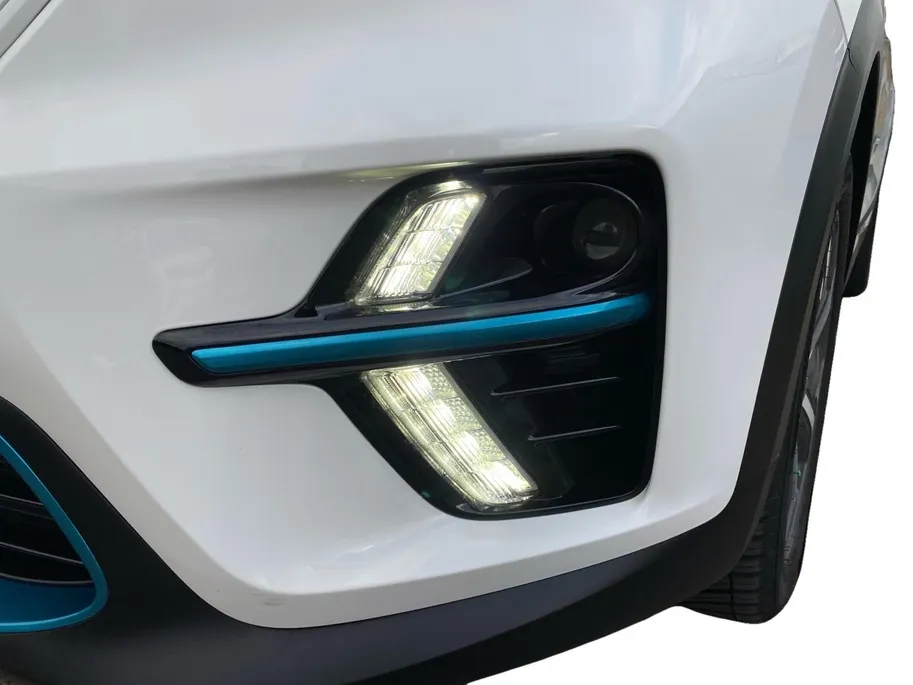Kia e-Niro DynamicLine 64 kWh | Climate control | Navigatie | 17 inch LM-velgen | Keyless | AppleCarPlay-Android Auto | Parkeercamera | SOH 99.3% |